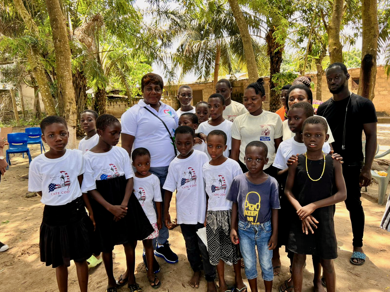 Groep bij Mercy Home